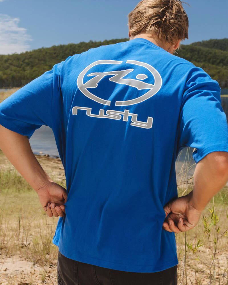 Streetwear Brand Font - Retro Owalna Koszulka Techwear z Motywem