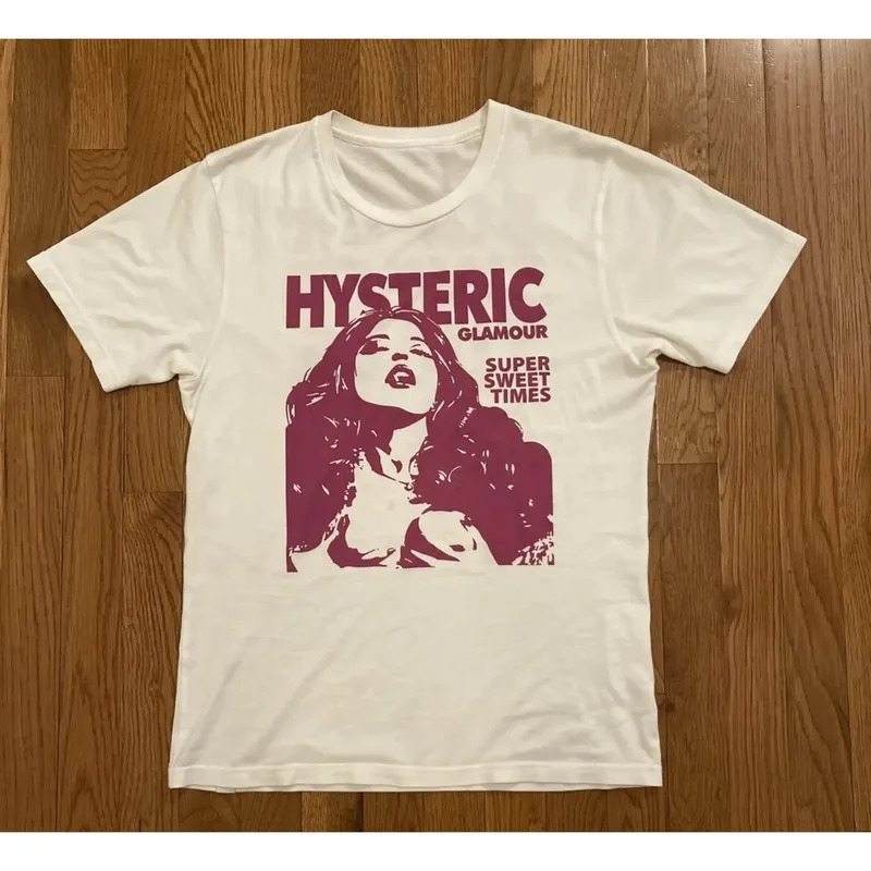 Koszulka Vintage z Portretem D – Streetwear Girl Brand recenzja i cena